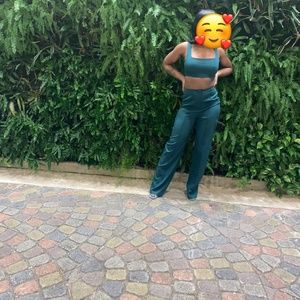 Two piece Green set